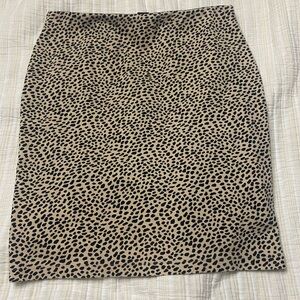 Ann Taylor soft Leopard Print Pencil Skirt